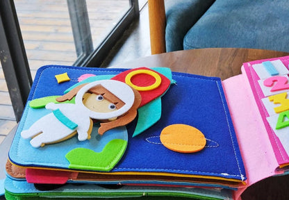 Le livre Montessori QuebecFinds™